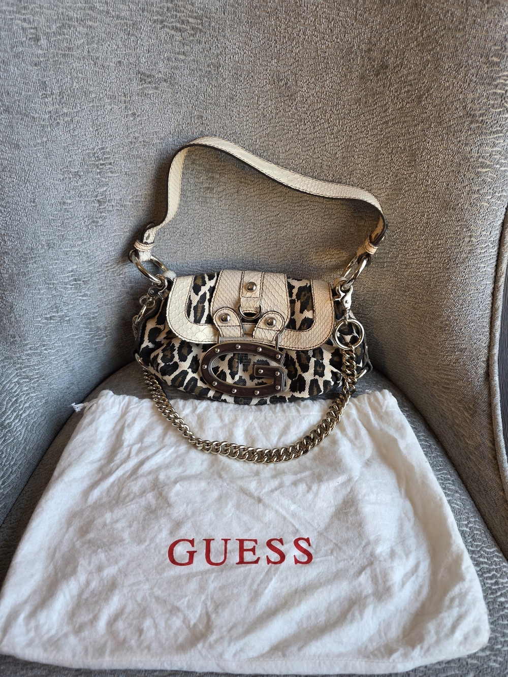GUESS Y2K Leopard Print Canvas Handbag White Leather Snakeskin Trim G Logo